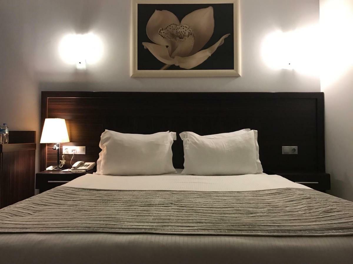 Mim Hotel Истанбул Екстериор снимка