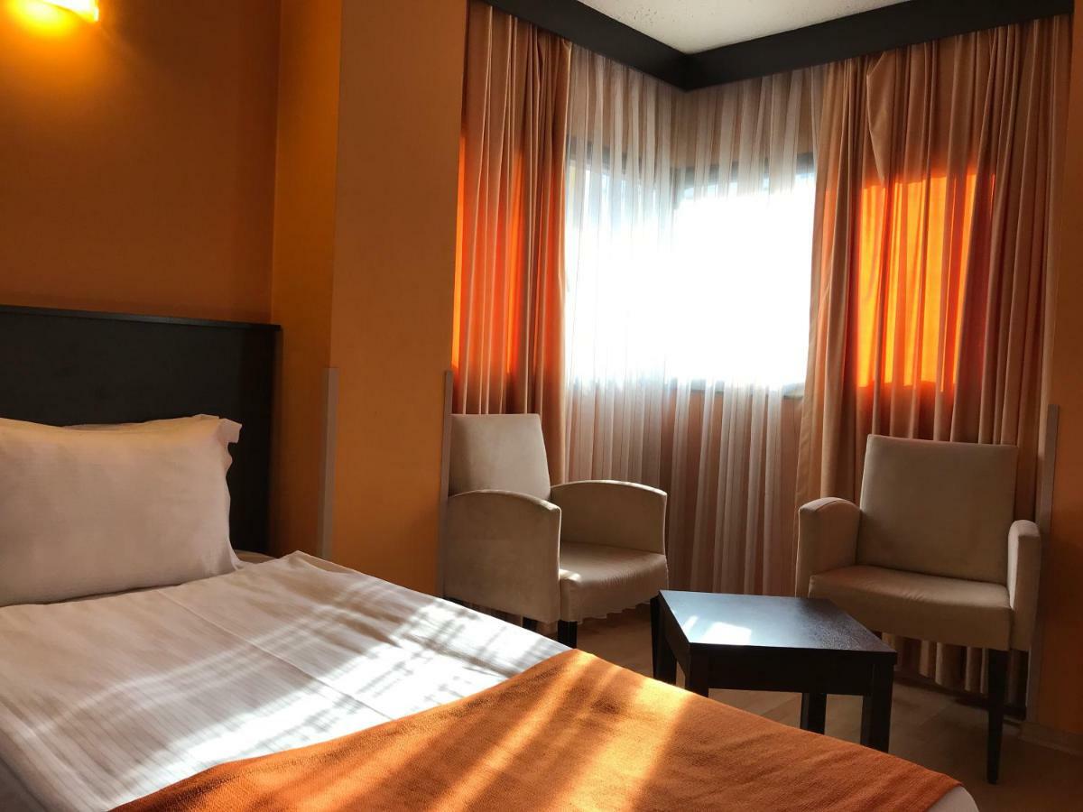Mim Hotel Истанбул Екстериор снимка